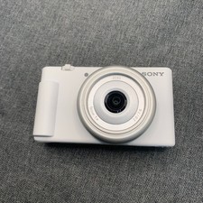 Sony ZV-1F Vlog Camera 4K per