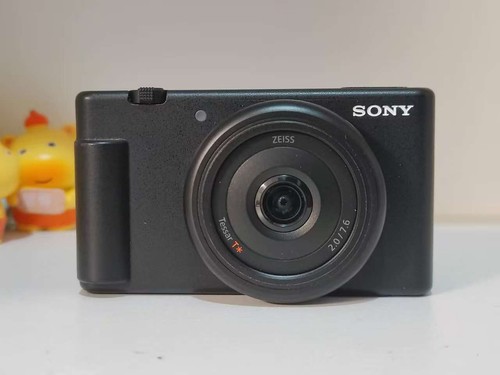 Sony mp 4k f - sony, f/2