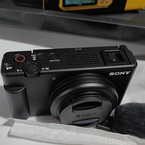 Sony 1 megapixel - sony,